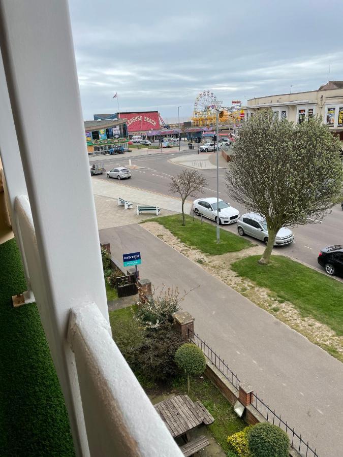 Oyo Queens Hotel, Skegness Zewnętrze zdjęcie