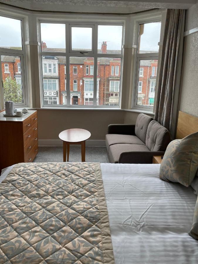 Oyo Queens Hotel, Skegness Zewnętrze zdjęcie