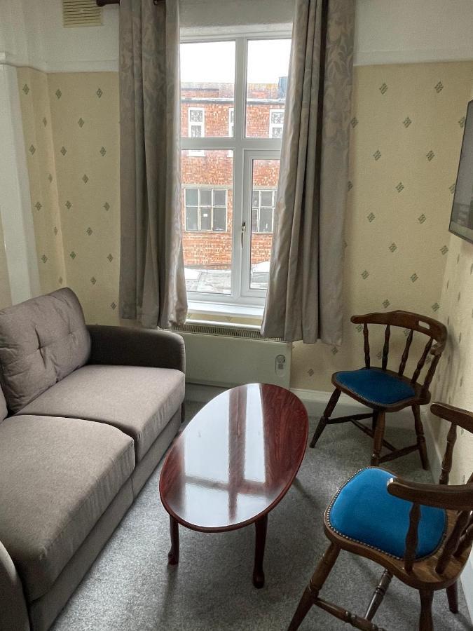 Oyo Queens Hotel, Skegness Zewnętrze zdjęcie