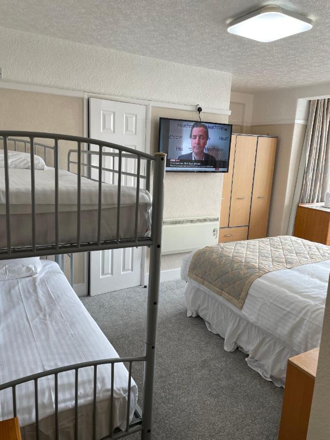 Oyo Queens Hotel, Skegness Zewnętrze zdjęcie