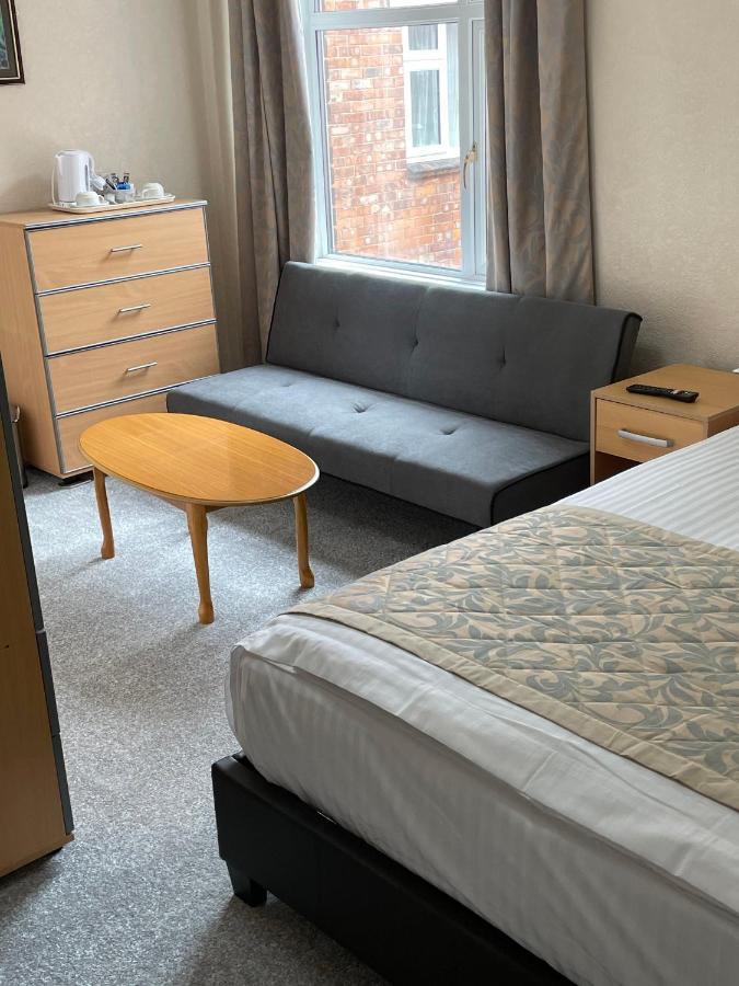 Oyo Queens Hotel, Skegness Zewnętrze zdjęcie
