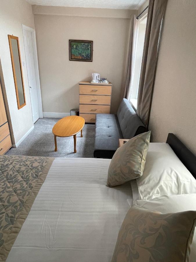 Oyo Queens Hotel, Skegness Zewnętrze zdjęcie