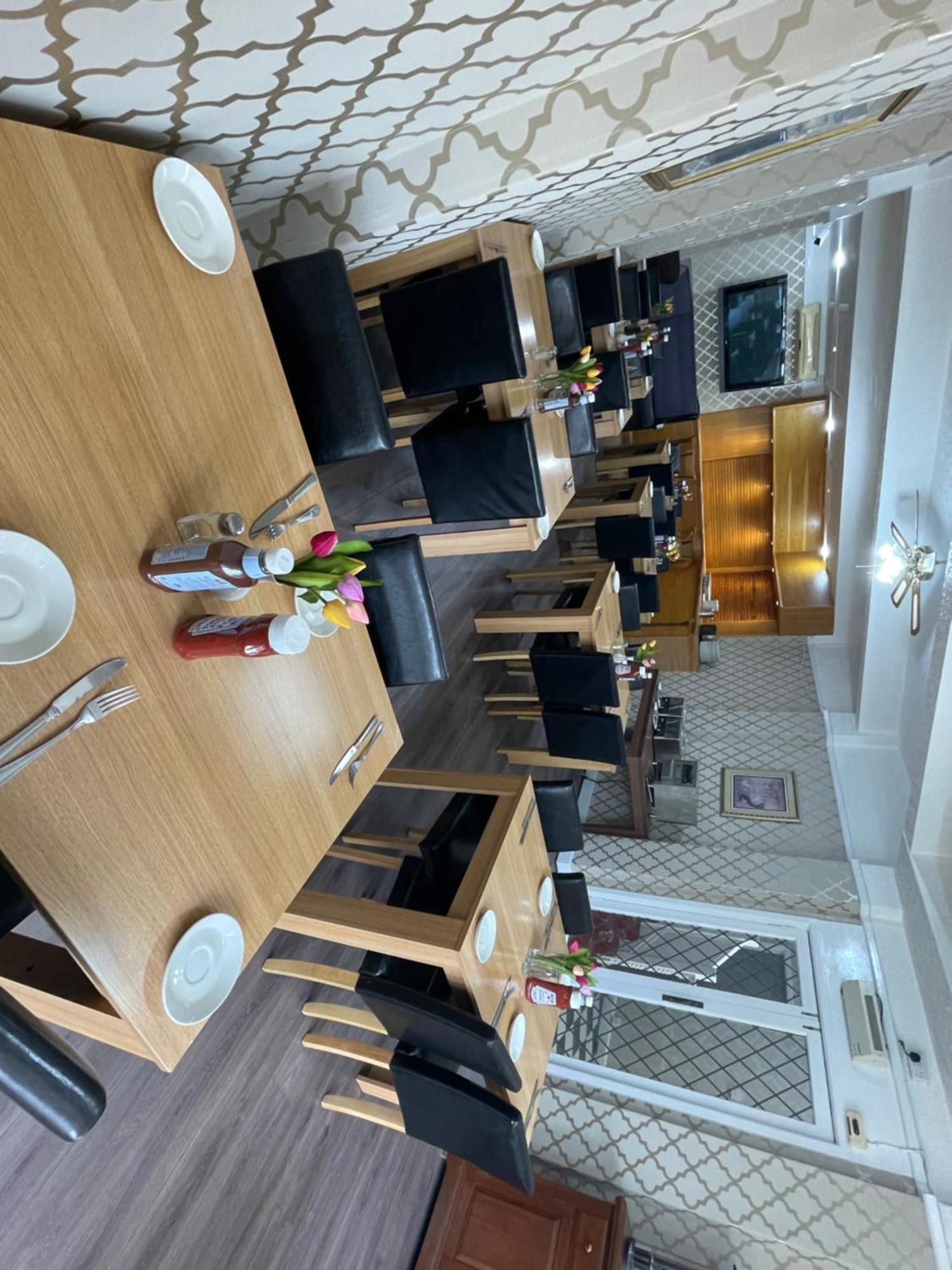 Oyo Queens Hotel, Skegness Zewnętrze zdjęcie