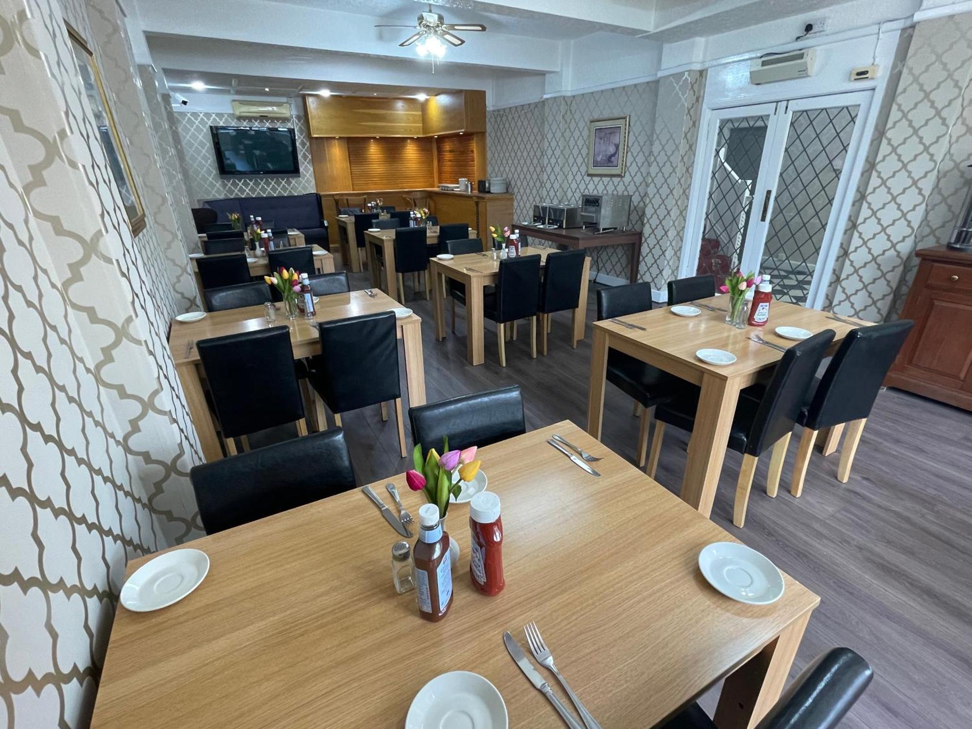 Oyo Queens Hotel, Skegness Zewnętrze zdjęcie